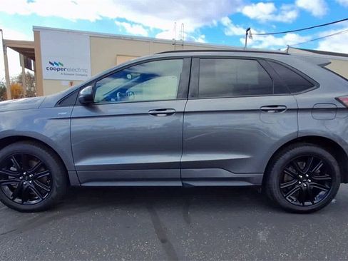 Used 2022 Ford Edge ST-Line image 5