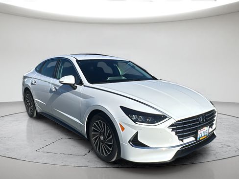Used 2022 Hyundai Sonata SEL FWD image 1