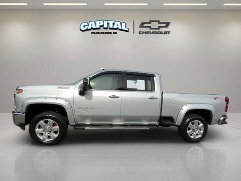 Used 2021 Chevrolet Silverado 2500 LTZ w/ LTZ Premium Package image 2