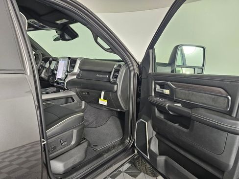 New 2026 RAM 2500 Laramie w/ Night Edition AWD/4WD image 37