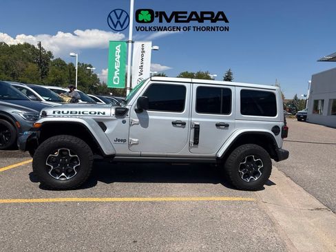 Used 2023 Jeep Wrangler Unlimited Rubicon 4xe w/ Cold Weather Group AWD/4WD image 2