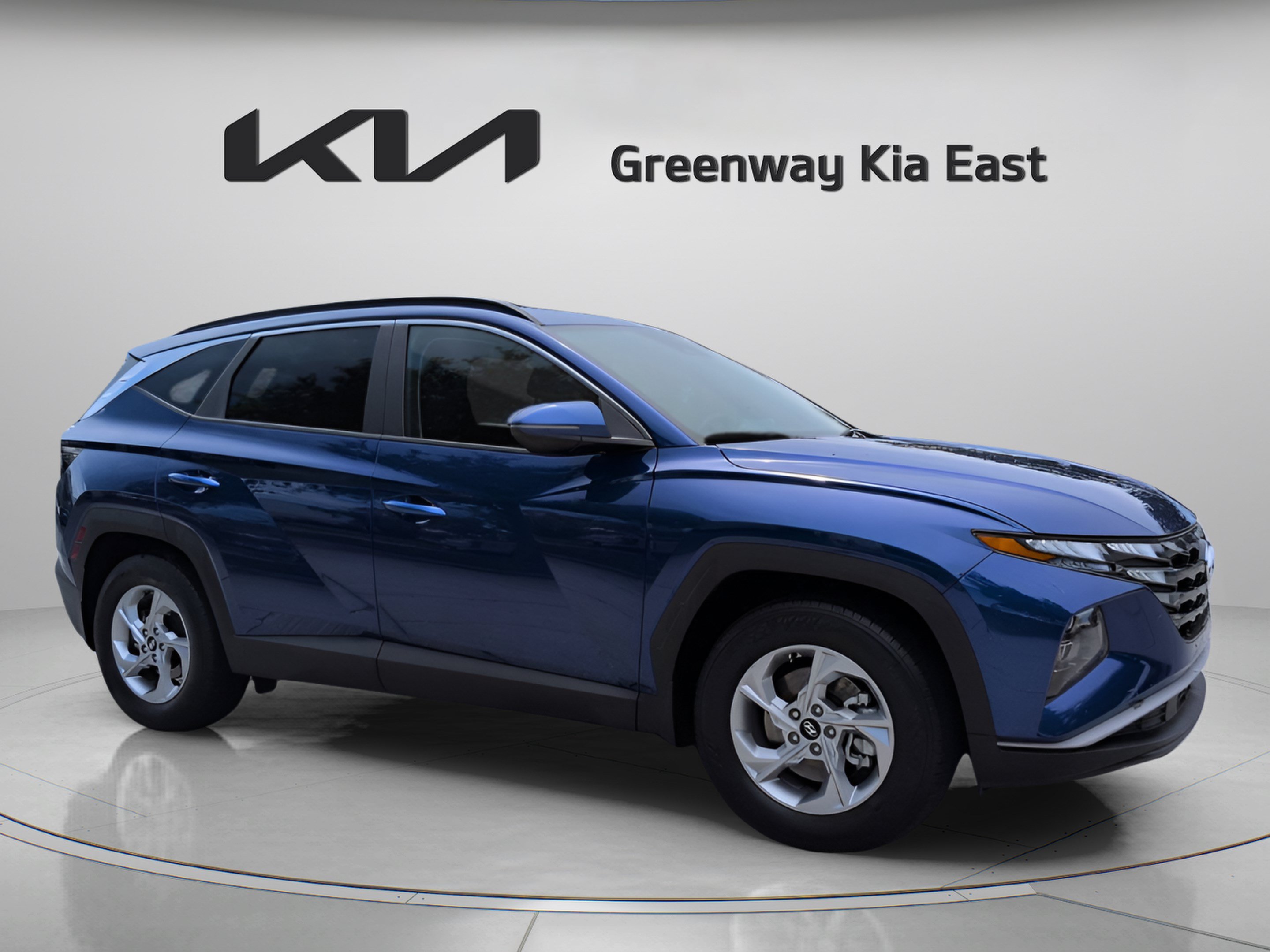 Used 2023 Hyundai Tucson SEL FWD image 3
