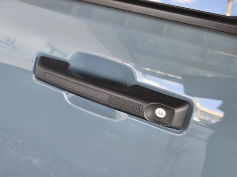 Used 2022 Ford Maverick XLT image 39