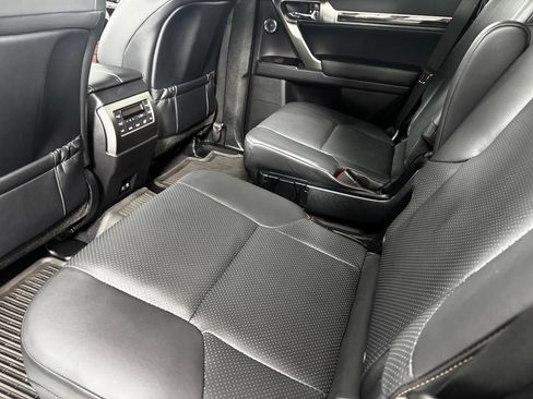 Used 2023 Lexus GX 460 Luxury w/ Sport Design Package AWD/4WD image 15
