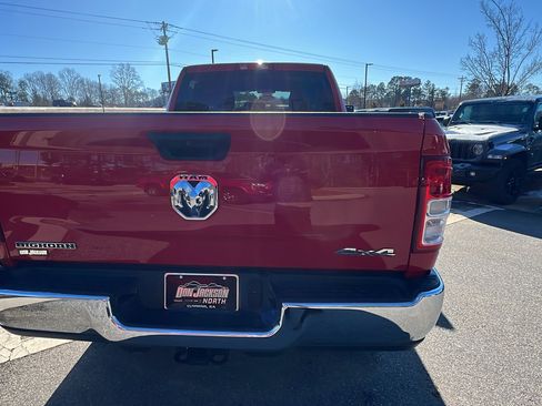 Used 2024 RAM 2500 Big Horn w/ Bed Utility Group image 9