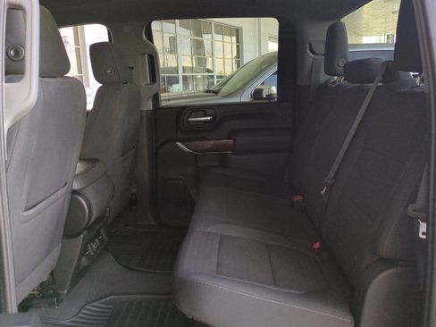 Used 2021 GMC Sierra 2500 SLE w/ SLE Value Package; AWD/4WD image 13
