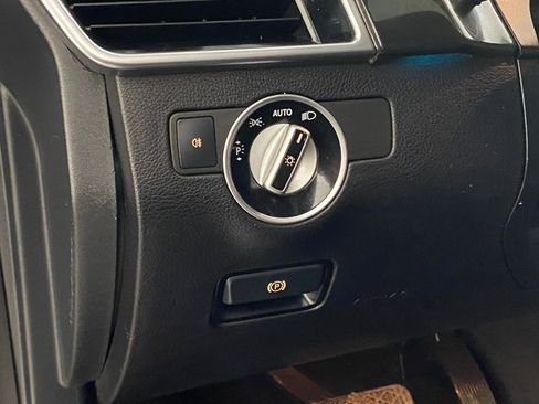 Used 2018 Mercedes-Benz GLS 450 4MATIC image 19