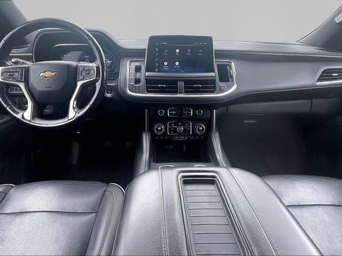Used 2022 Chevrolet Suburban Premier AWD/4WD image 7