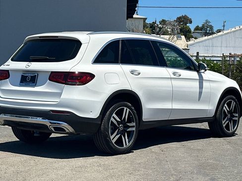 Used 2021 Mercedes-Benz GLC 300 image 2