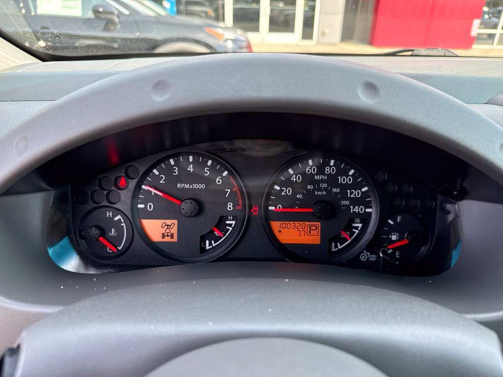 Used 2015 Nissan Frontier SL AWD/4WD image 20