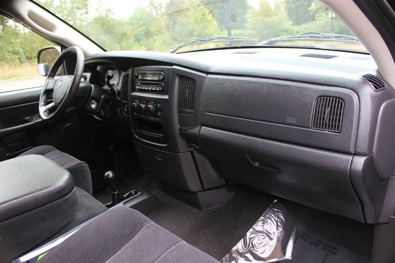 Used 2005 Dodge Ram 1500 Truck SLT w/ Quad Cab Big Horn Value Group AWD/4WD image 16