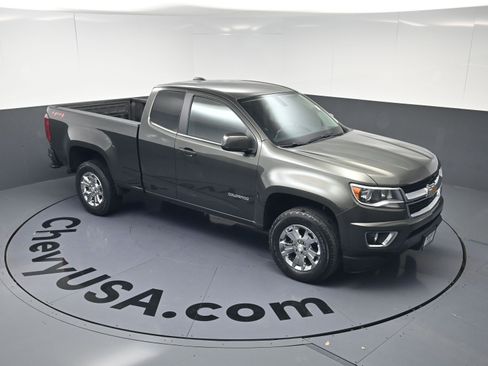 Used 2018 Chevrolet Colorado LT w/ LT Convenience Package image 31