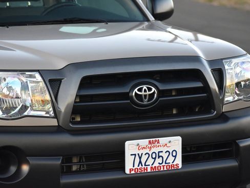 Used 2005 Toyota Tacoma 2WD Regular Cab image 21