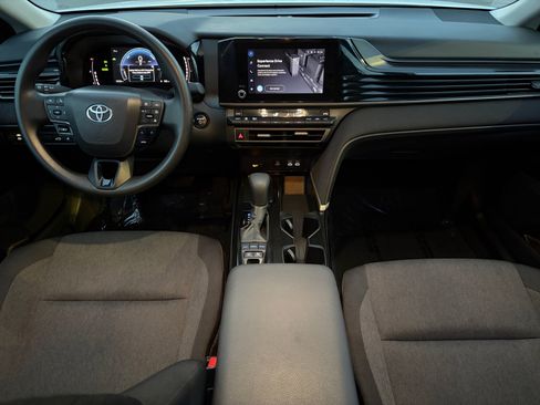 Used 2026 Toyota Camry LE FWD image 24