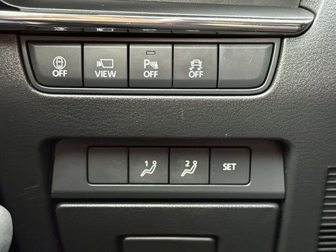 Used 2021 MAZDA MAZDA3 Hatchback w/Premium Plus Pkg image 31