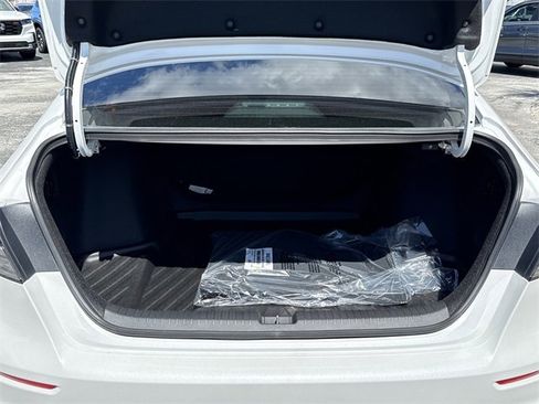 New 2025 Honda Accord LX image 13