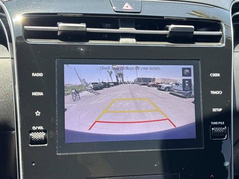 Used 2022 Hyundai Santa Cruz SEL Premium AWD/4WD image 14