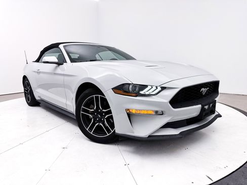 Used 2020 Ford Mustang Premium image 6