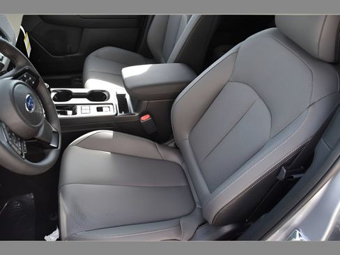 New 2026 Subaru Outback Limited AWD/4WD image 13