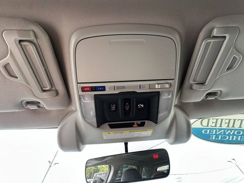 Used 2020 Subaru Forester Premium AWD/4WD image 14