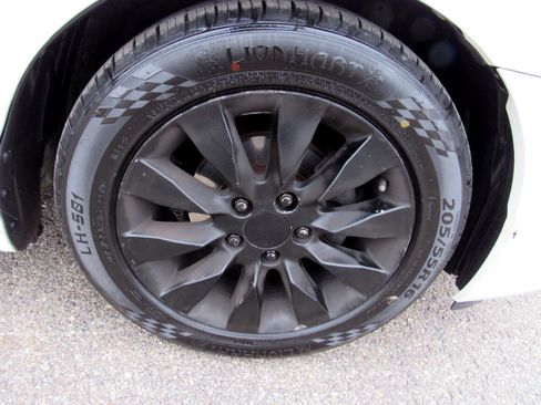 Used 2011 Honda Civic EX image 10