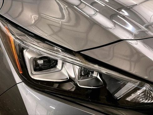 Used 2021 Nissan Leaf SL Plus image 27