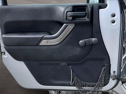 Used 2014 Jeep Wrangler Unlimited Sport image 24