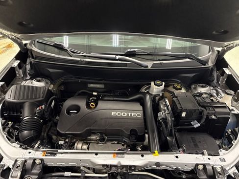 Used 2018 Chevrolet Equinox LT AWD/4WD image 9