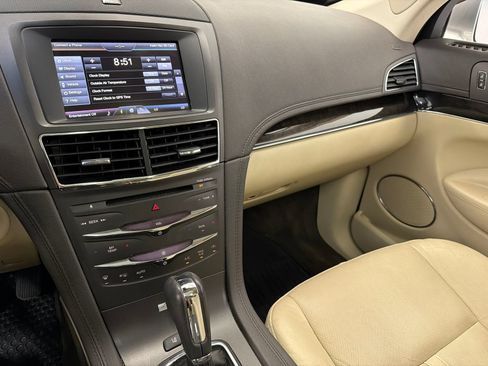 Used 2014 Lincoln MKT AWD w/ Equipment Group 201A image 24