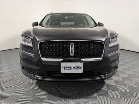 Used 2023 Lincoln Nautilus Reserve w/ Monochromatic Package AWD/4WD image 3
