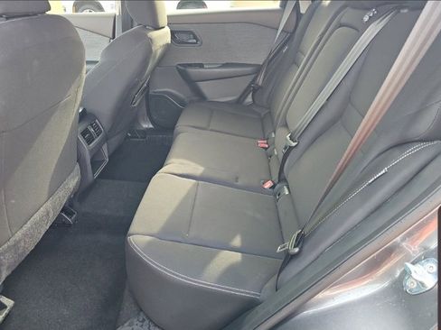 Certified 2023 Nissan Rogue S image 5