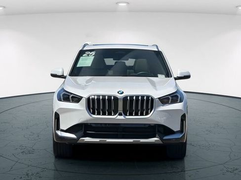 Used 2025 BMW X1 xDrive28i AWD/4WD image 10