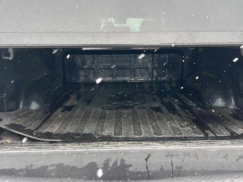 Used 2018 RAM 1500 Express image 10