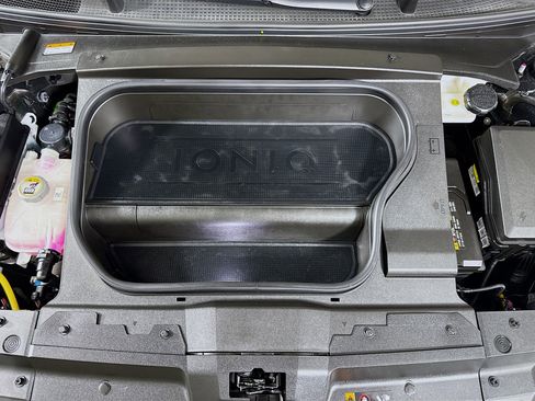 Used 2023 Hyundai Ioniq 6 SEL image 40