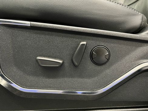 Used 2024 Ford F150 Lariat image 13