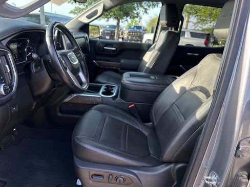 Used 2022 GMC Sierra 1500 Denali w/ Denali Reserve Package AWD/4WD image 17