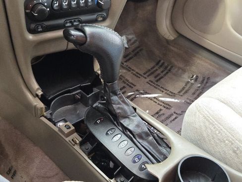 Used 1998 Oldsmobile Intrigue FWD image 17