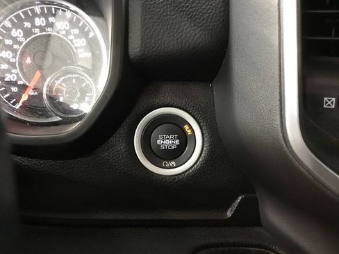Used 2023 RAM 1500 Big Horn AWD/4WD image 24