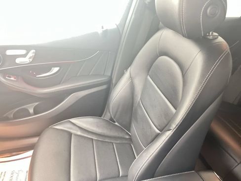 Used 2022 Mercedes-Benz GLC 300 4MATIC image 28