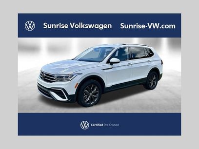 Certified 2023 Volkswagen Tiguan SE