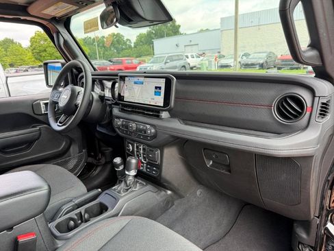 Used 2026 Jeep Gladiator Rubicon AWD/4WD image 19
