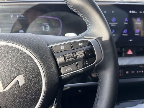 Used 2025 Kia Sportage X-Line image 17