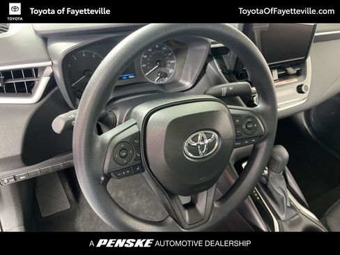 Certified 2025 Toyota Corolla LE FWD image 25