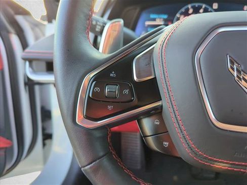 Used 2022 Chevrolet Corvette 3LT w/ Z51 Performance Package image 18