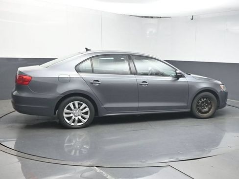 Used 2014 Volkswagen Jetta SE FWD image 8