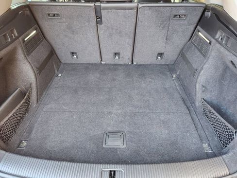 Used 2018 Audi Q5 2.0T Premium image 32