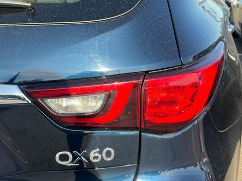 Used 2018 INFINITI QX60 Luxe w/ Premium Plus Package AWD/4WD image 18