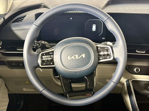 New 2026 Kia Carnival SX w/ SX Dark Edition Package image 13