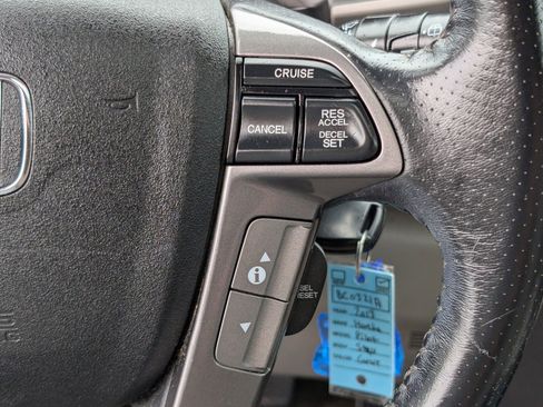 Used 2013 Honda Pilot Touring image 29