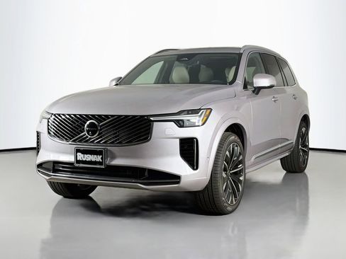 New 2026 Volvo XC90 B6 Plus w/ Protection Package Premier AWD/4WD image 3